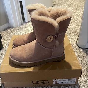 Taupe Bailey Ugg Boots